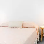 Apartment T3 Moderne Avec Wifi, Parking Securise Et A 300m De La - Fr-1-409-160 *